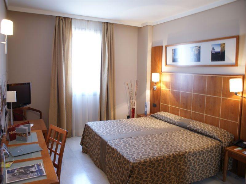 Exe Ciudad De Cordoba Hotel Exterior foto